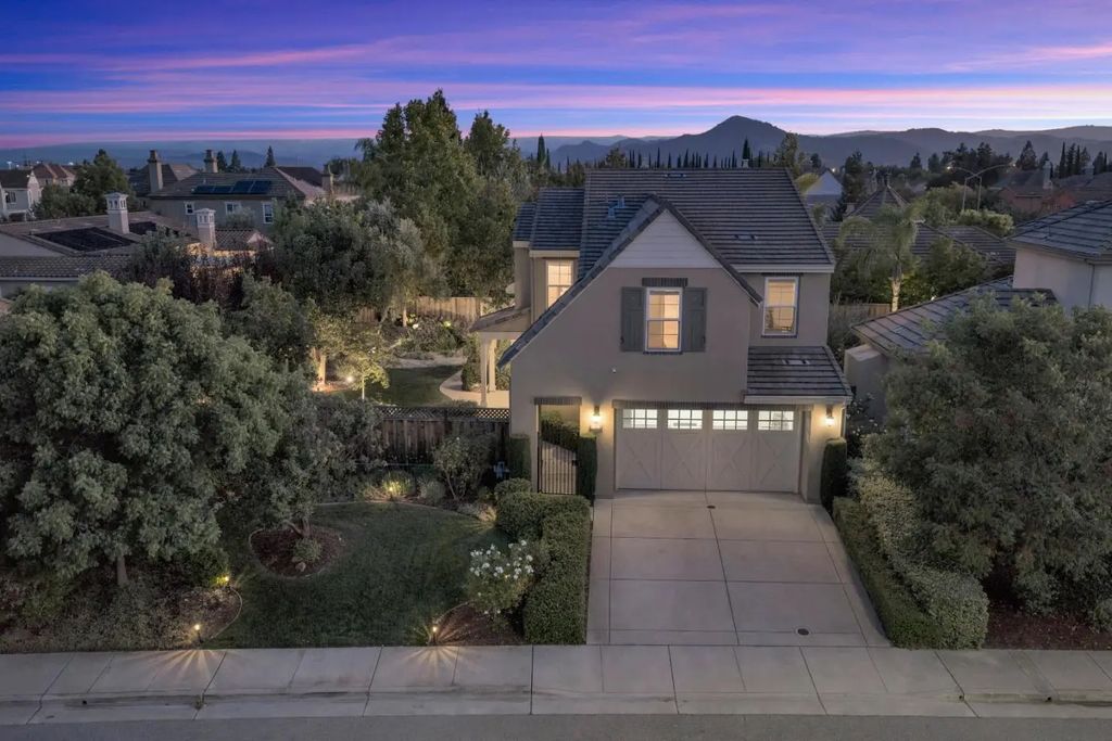 1725 Espana Way, Morgan Hill