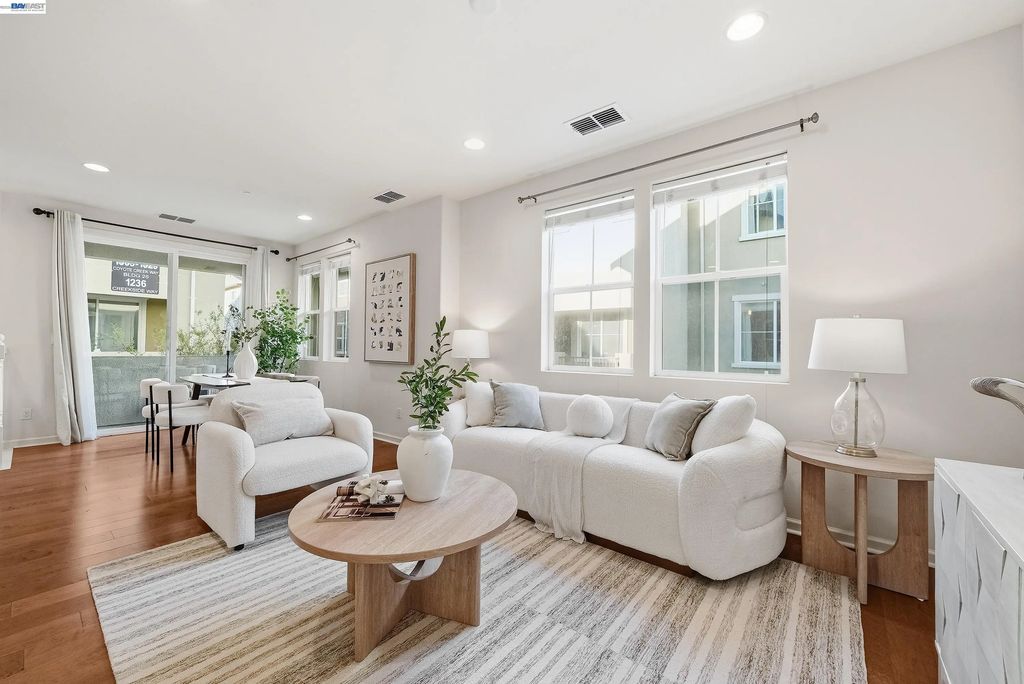 1505 Coyote Creek Way, Milpitas