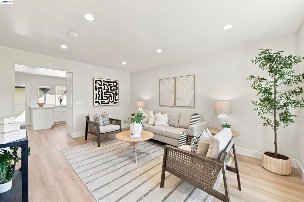 4270 Solar Cir, Union City
