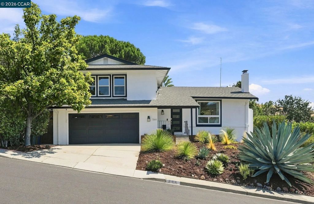 566 Webster Dr, Martinez