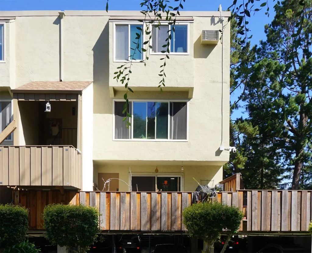 320 Auburn Way 3, San Jose