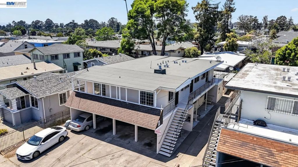 2841 Octavia St, Oakland
