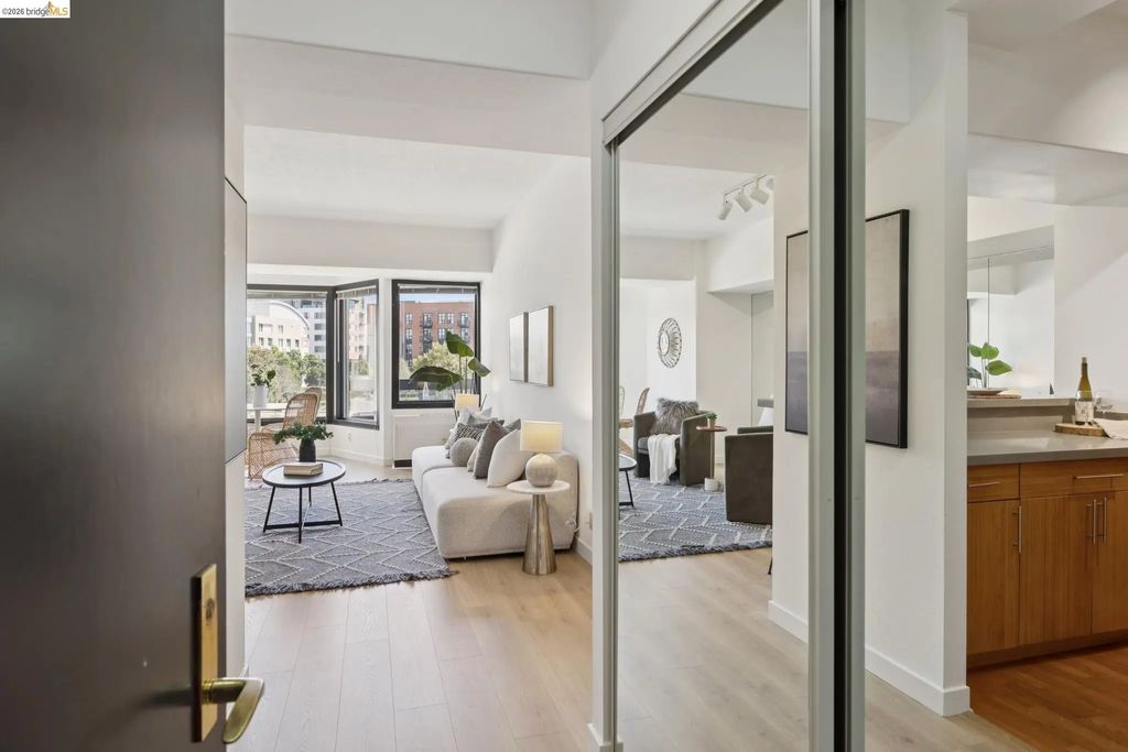 6363 Christie Avenue 225, Emeryville