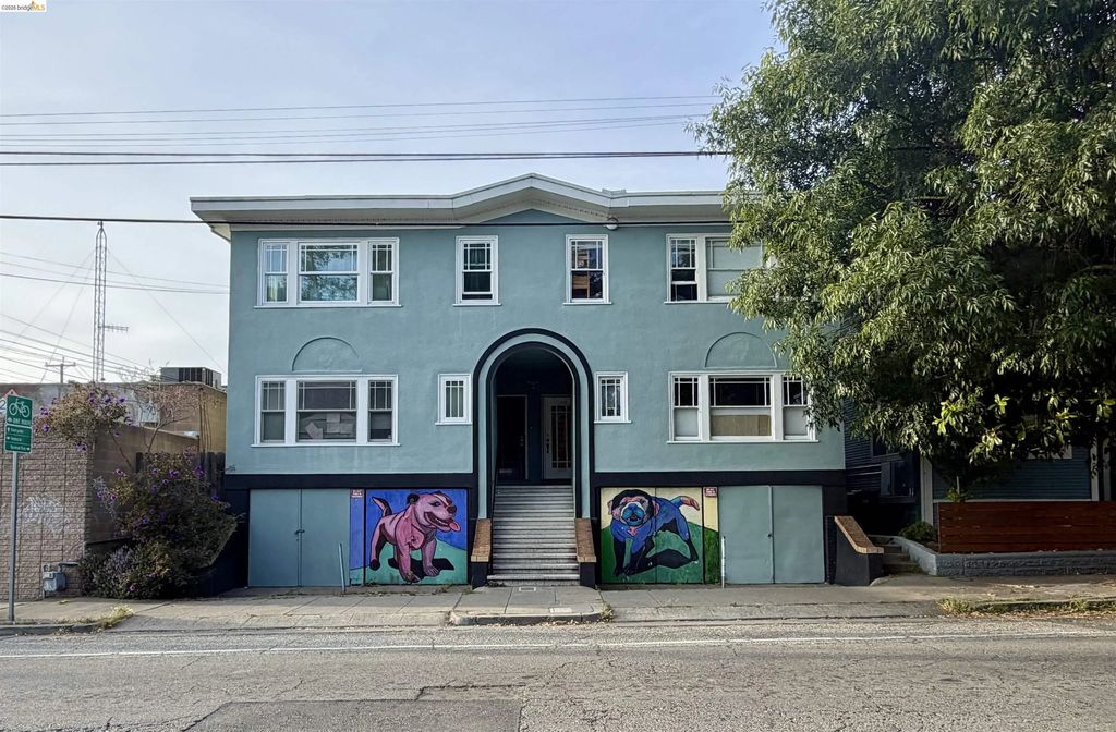 594 55th St, Oakland