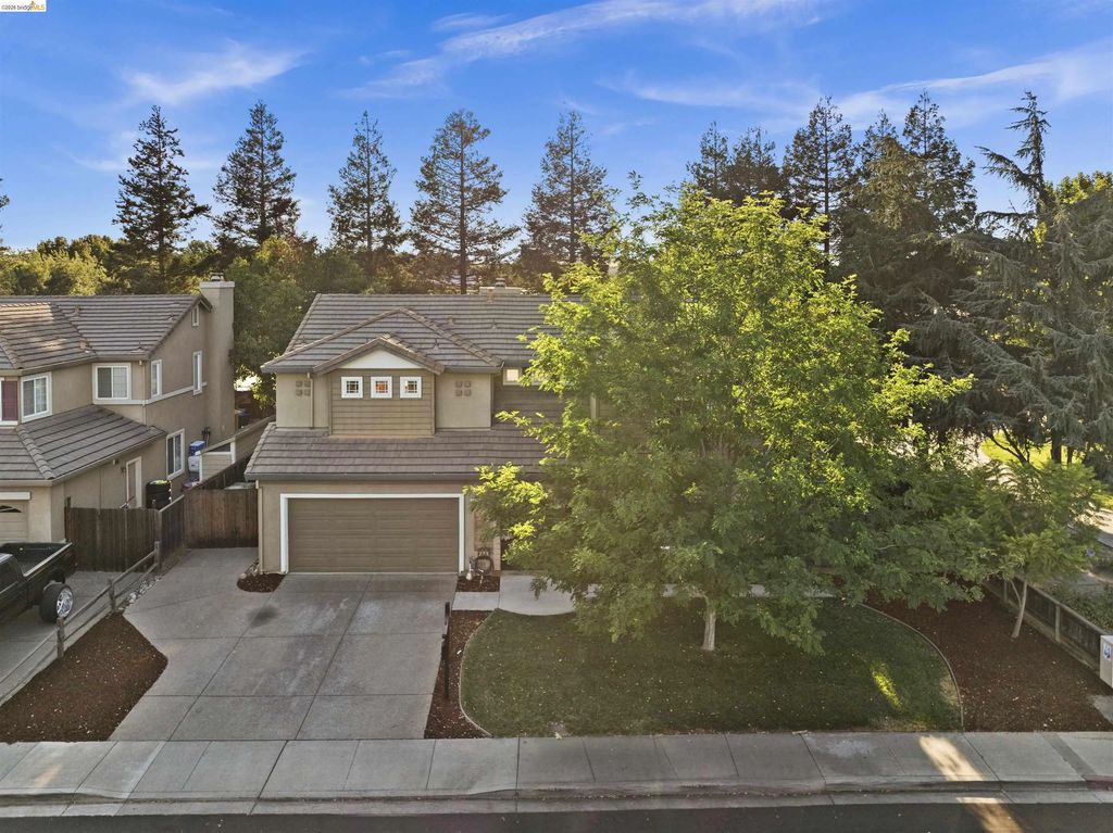 1049 Meadowgate Way, Brentwood