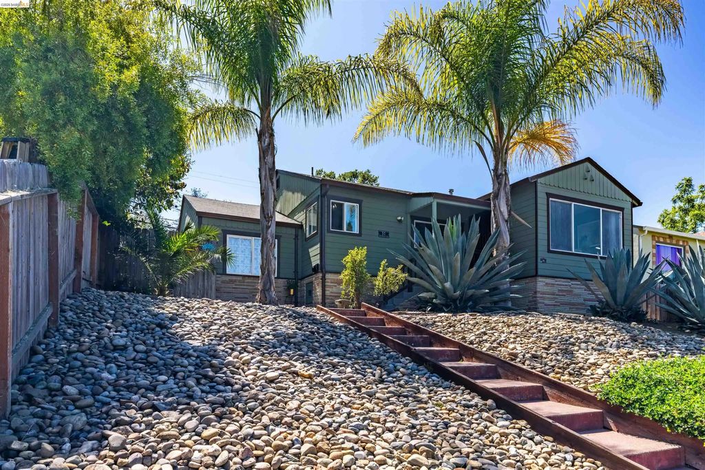 11 Fairview Ave, Vallejo