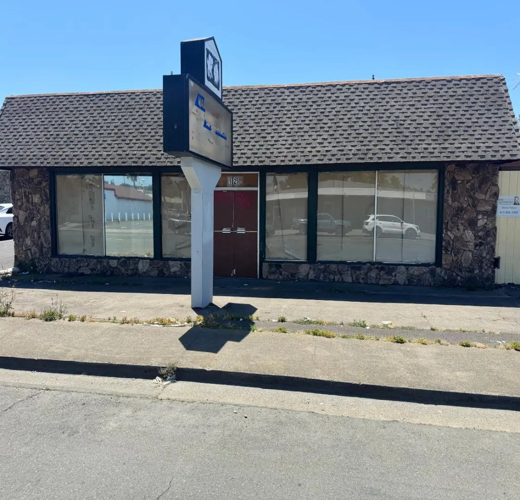 1825 Springs Road, Vallejo