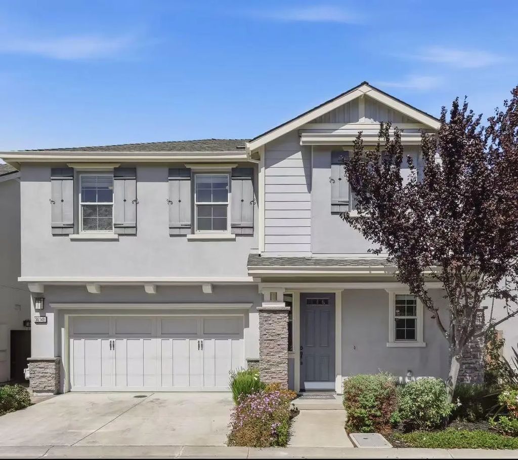 36148 Mangrove Lane, Newark