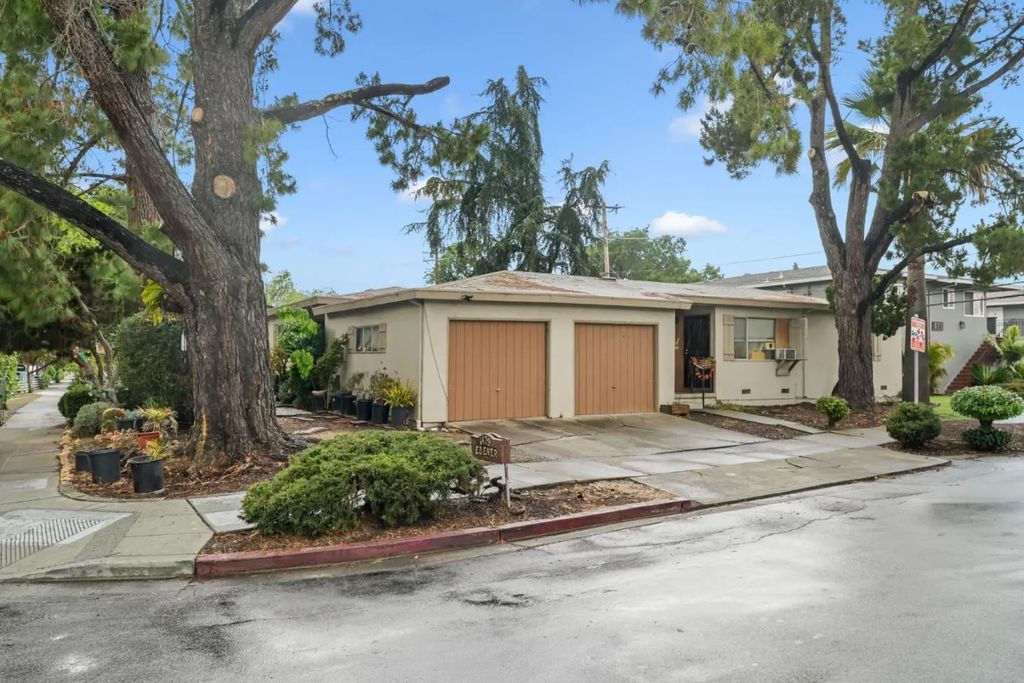 1479 Ebener Street, Redwood City