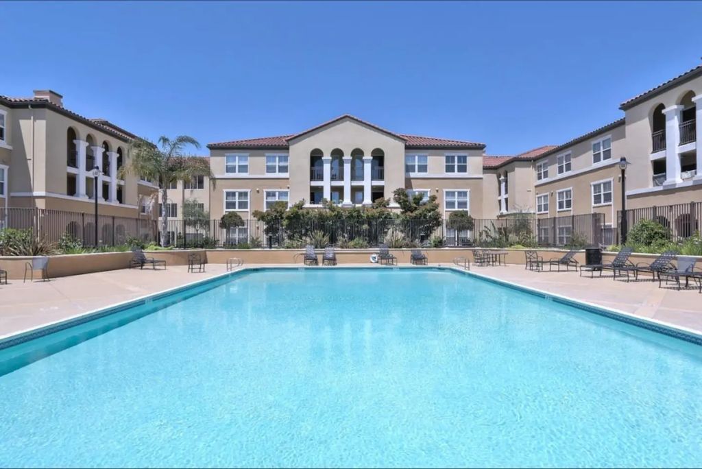 1883 Agnew Road 420, Santa Clara