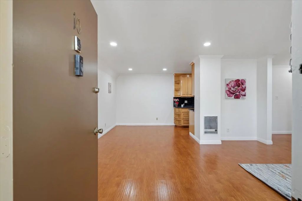 360 Auburn Way 10, San Jose