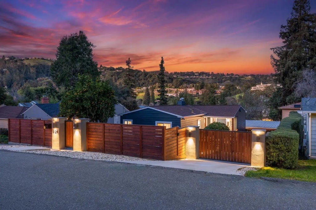 8124 Greenly Drive, Oakland