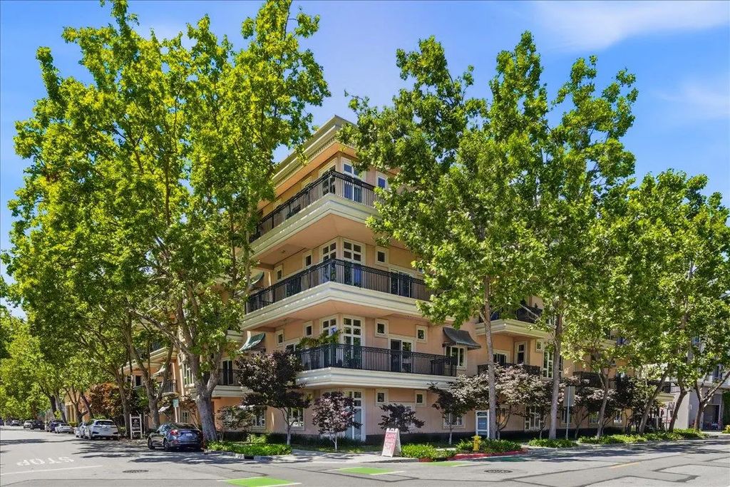 200 Sheridan Avenue 408, Palo Alto