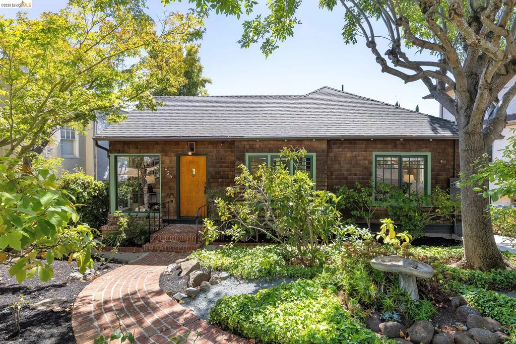 926 Kingston Ave, Piedmont