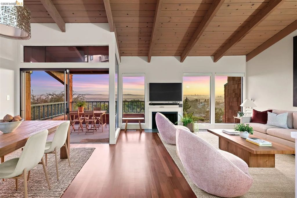 32 Sereno Circle, Oakland