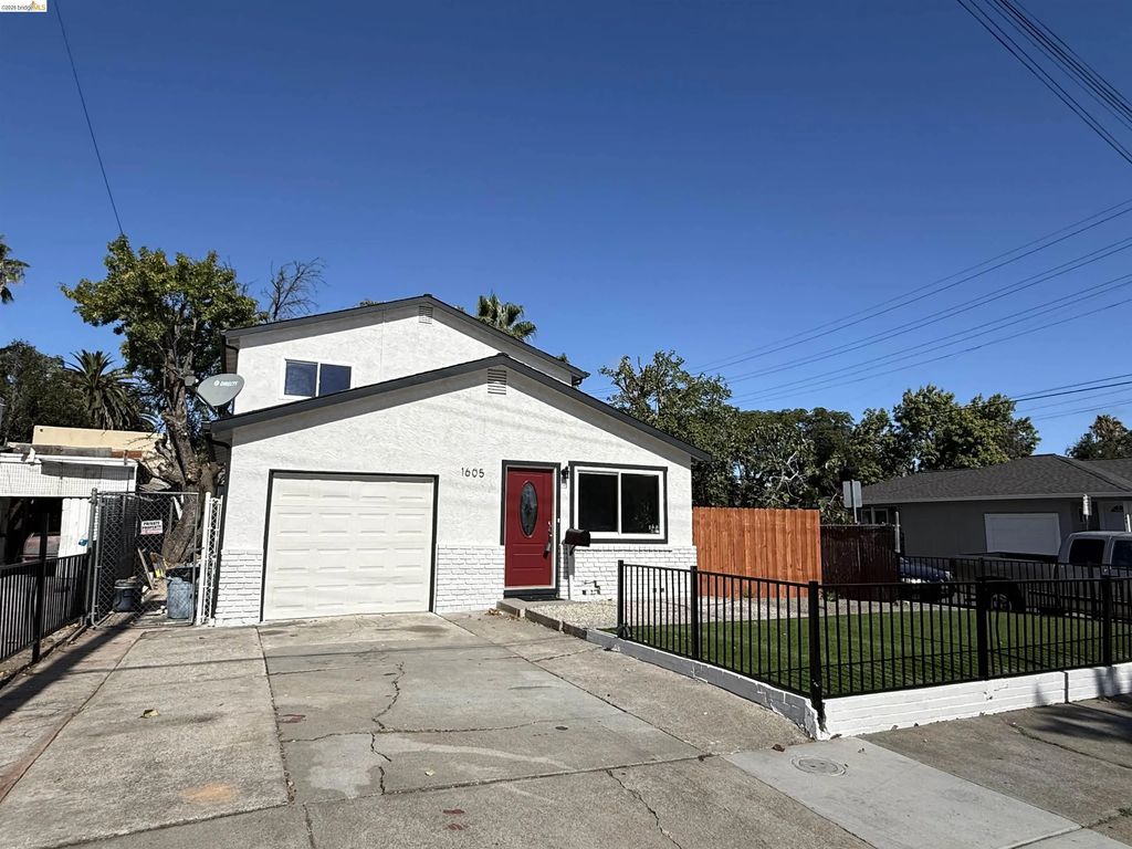 1605 Norton St, Pittsburg