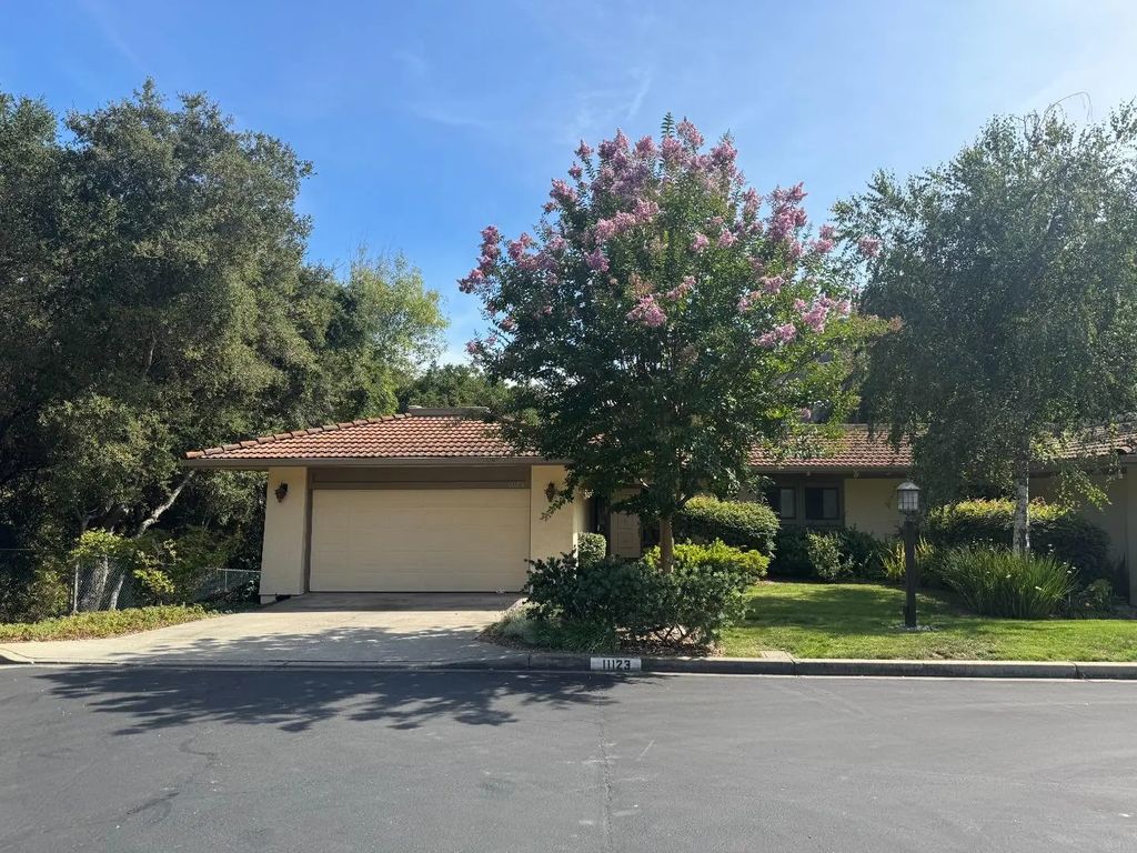 11123 Canyon Vista Drive, Cupertino