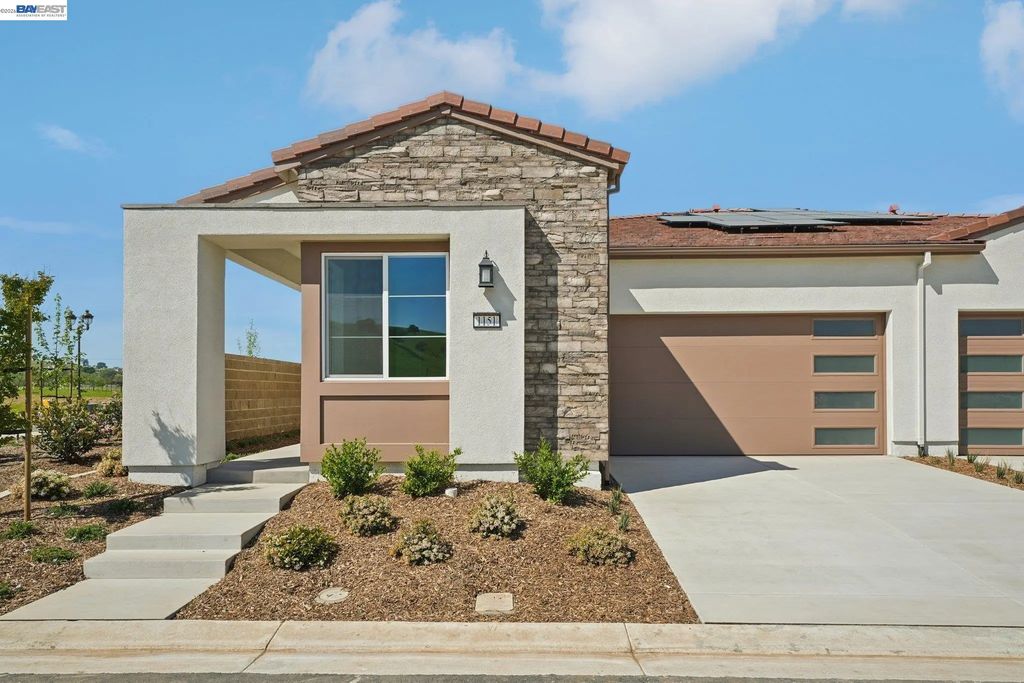 1151 Riverbend Drive, Brentwood