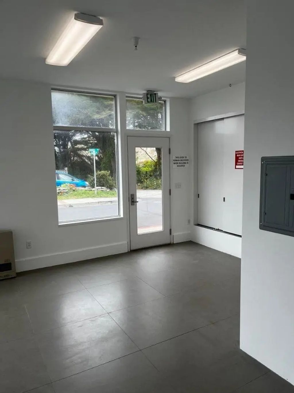 411 Dondee, Pacifica