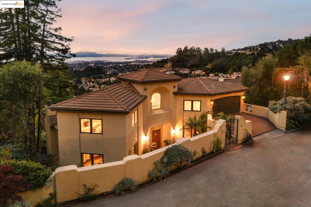 6257 Virgo Rd, Oakland