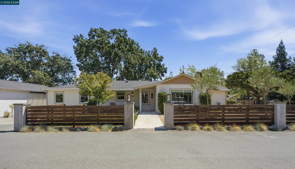 100 Polley Lane, Pleasant Hill