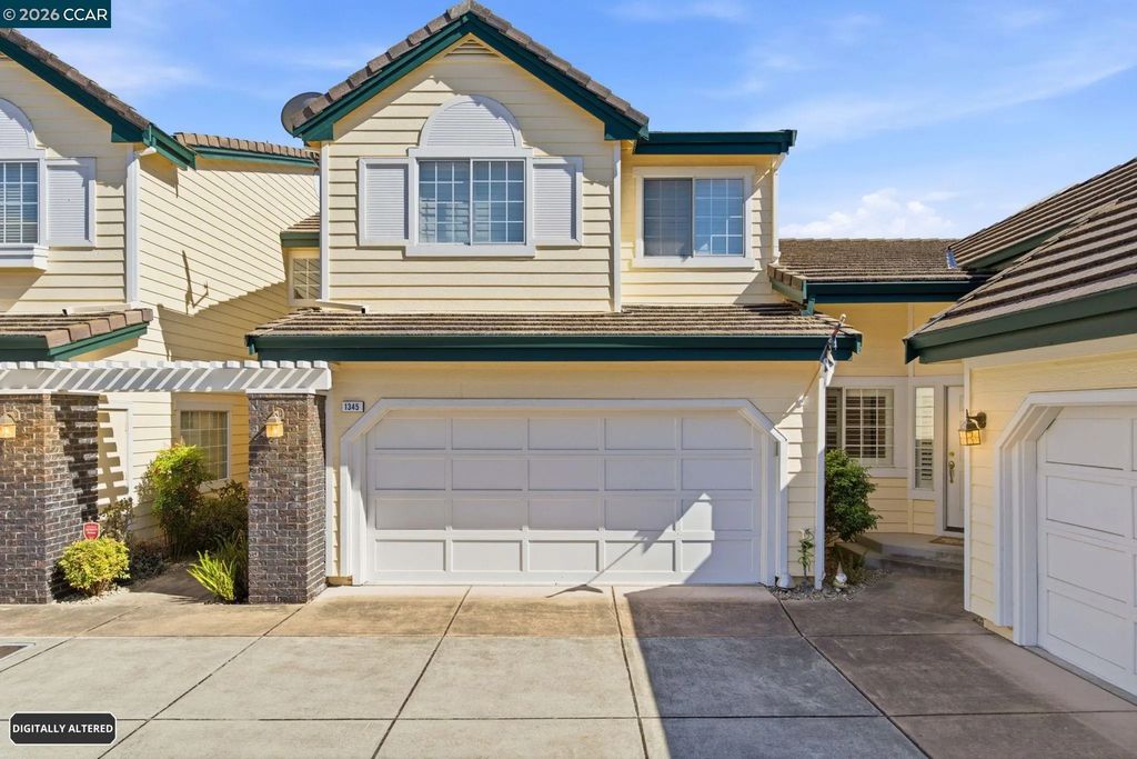 1345 Shell Ln, Clayton