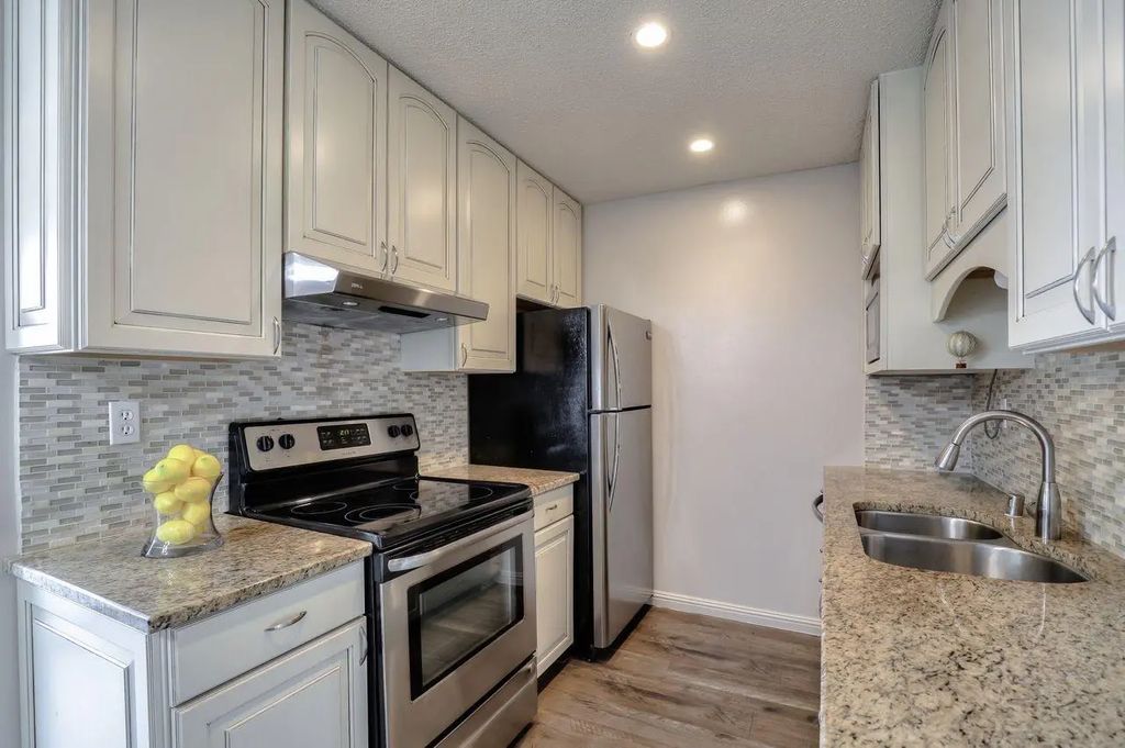 1681 Alvarado Avenue 10, Walnut Creek