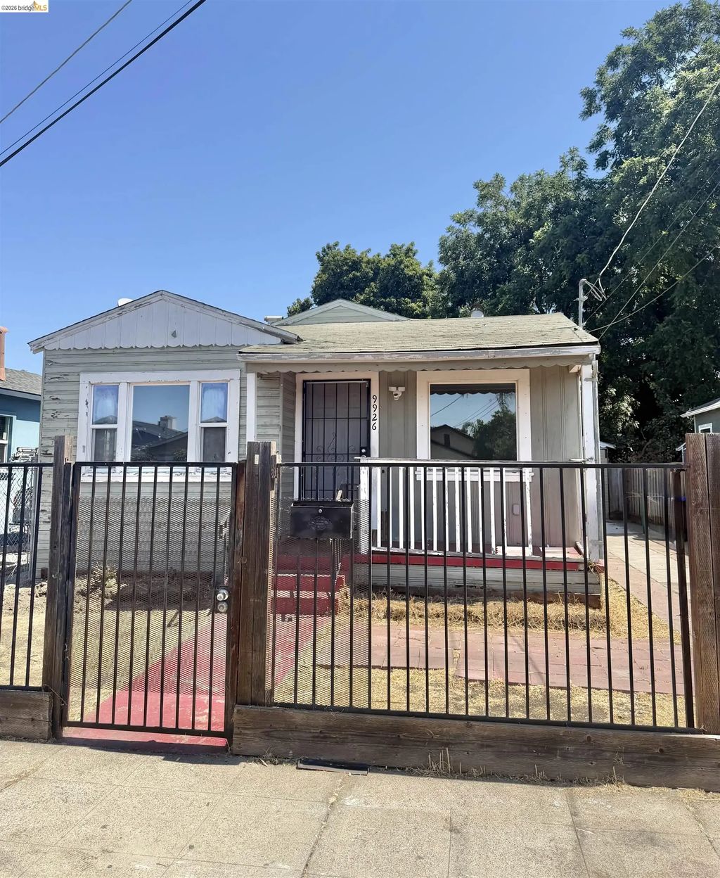 9926 C St, Oakland