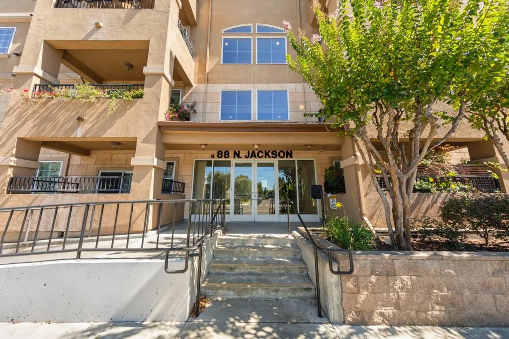 88 N Jackson Avenue 114, San Jose
