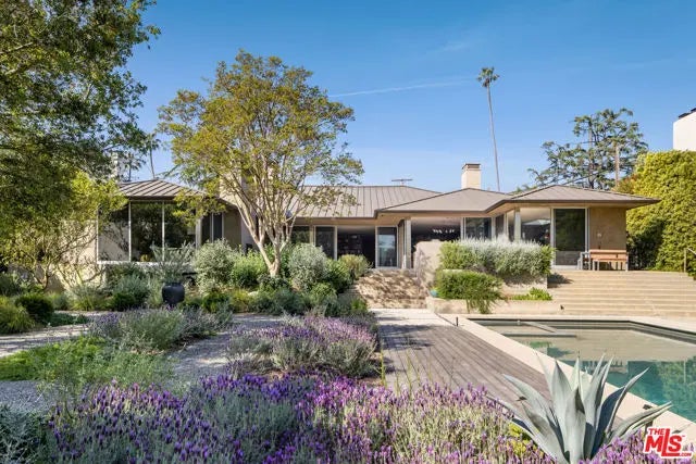 400 S Cliffwood Avenue, Los Angeles