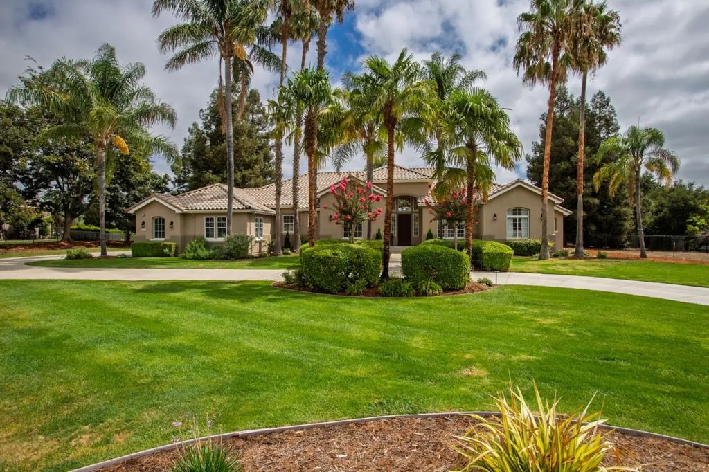 10746 Green Valley Drive, Gilroy