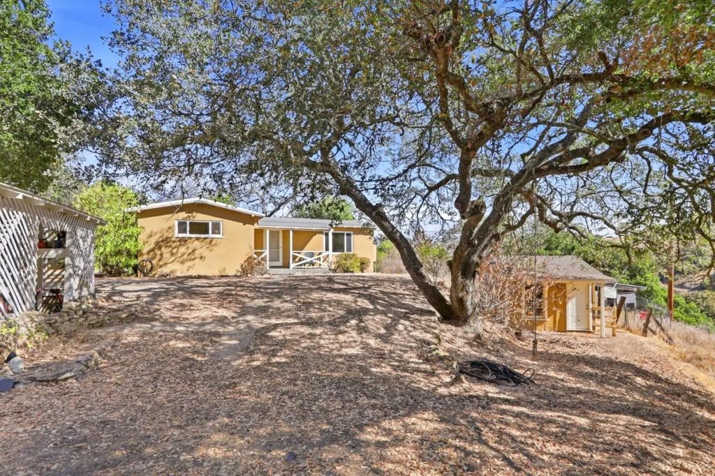 21111 Almaden Road, San Jose