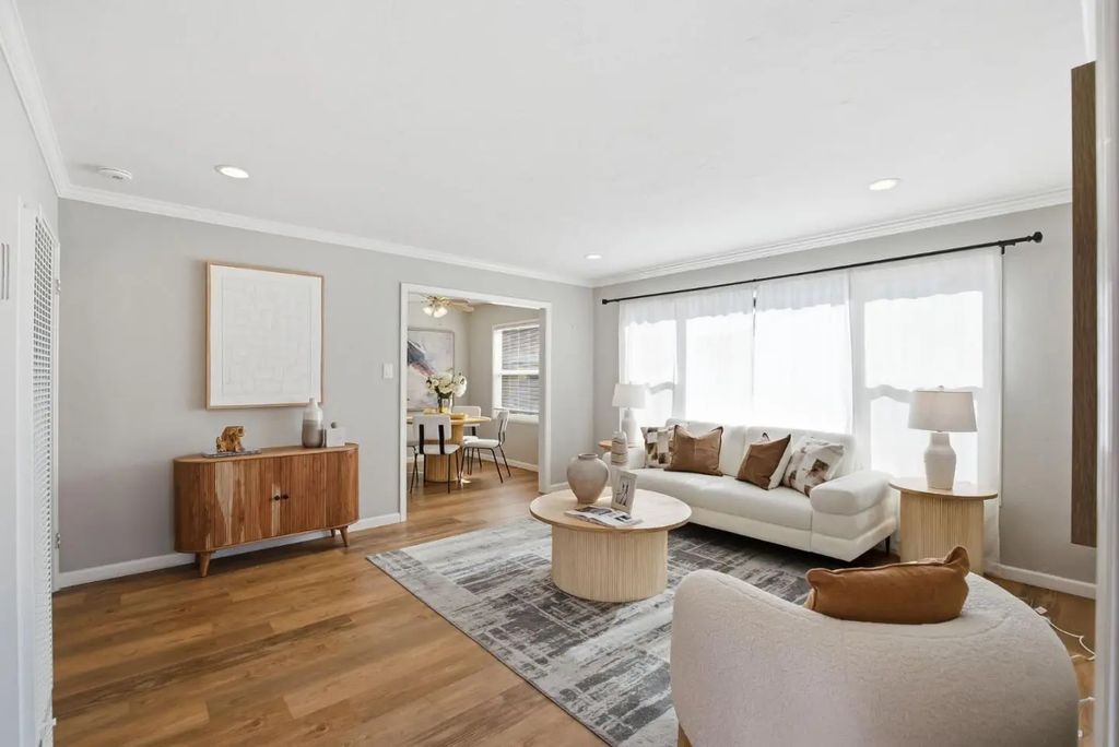 411-413 N Central Avenue, Campbell
