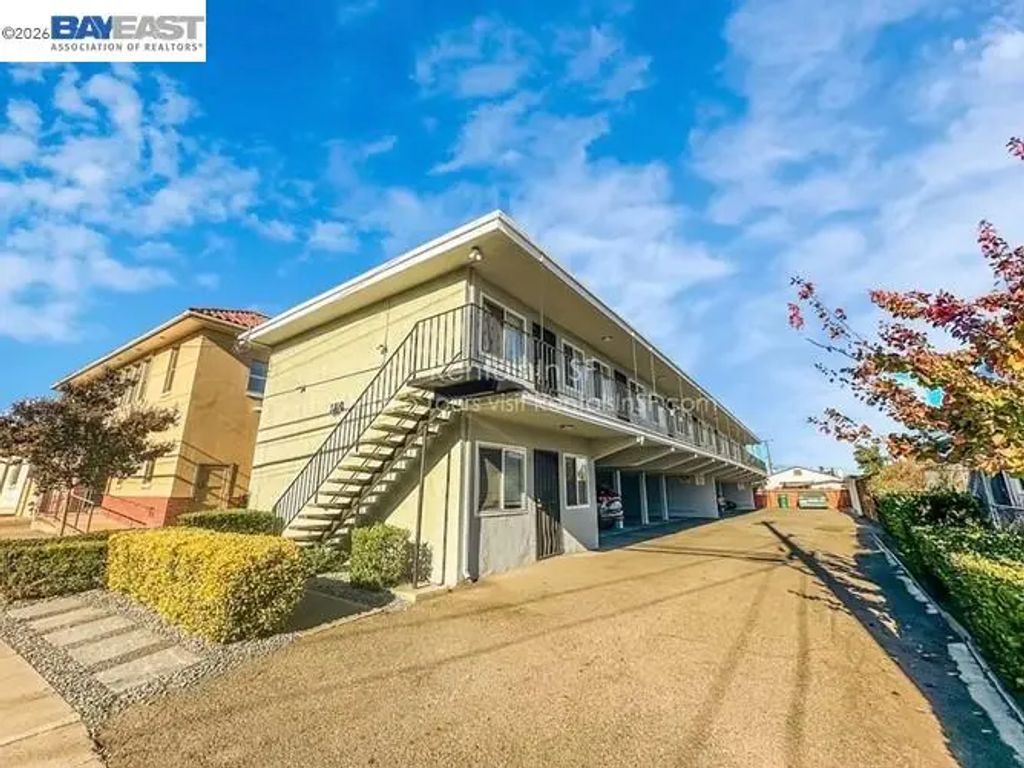 1250 E St, Hayward