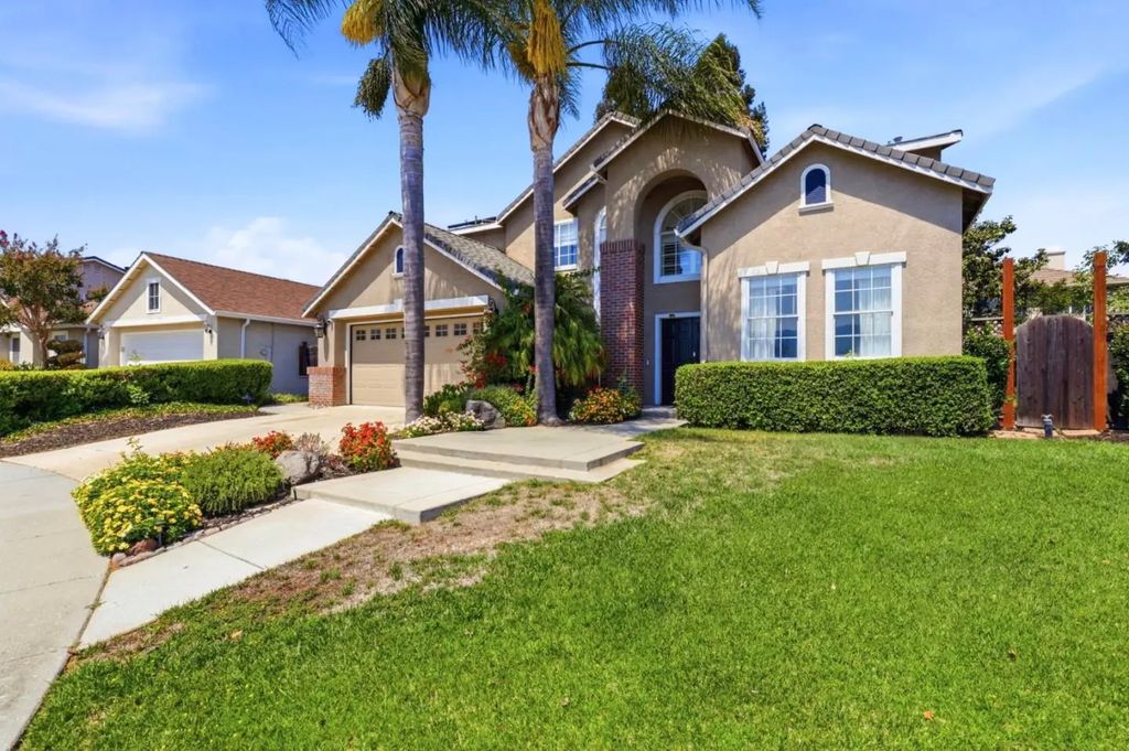 1301 Peregrine Drive, Gilroy