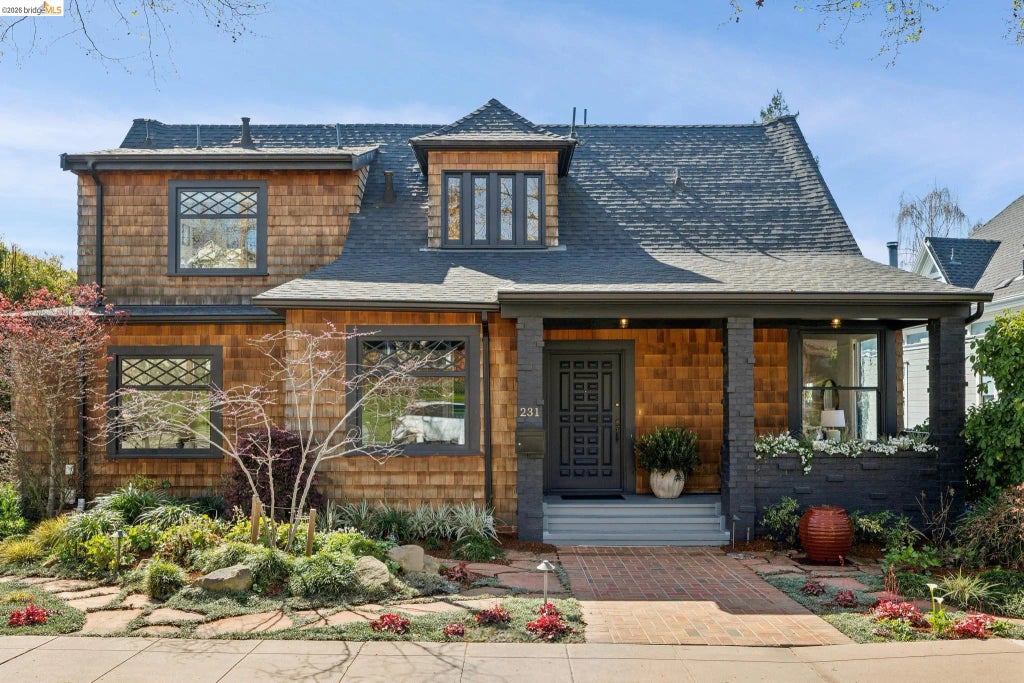 231 Bonita Ave, Piedmont