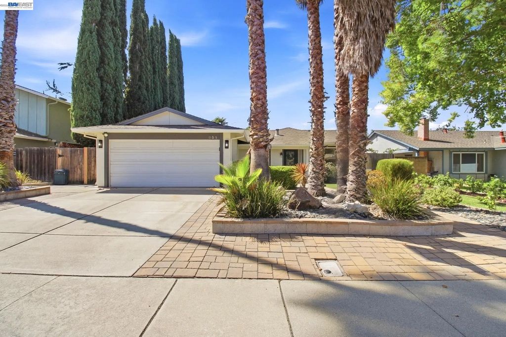 851 Geraldine St, Livermore