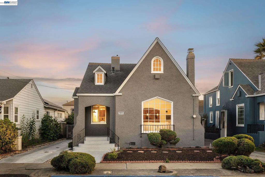 1914 105th Ave, Oakland