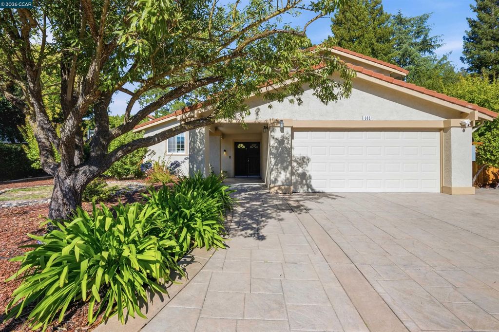 385 Century Circle, Danville