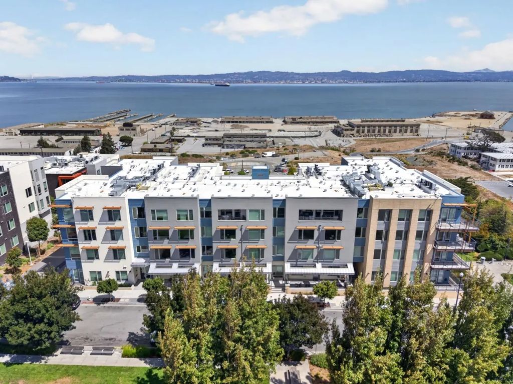 52 Innes Court 202, San Francisco