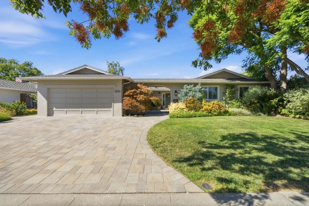 2215 Constitution Drive, San Jose