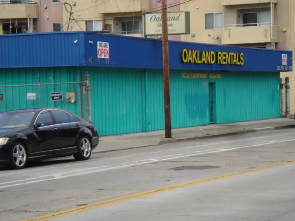 N/A, Oakland