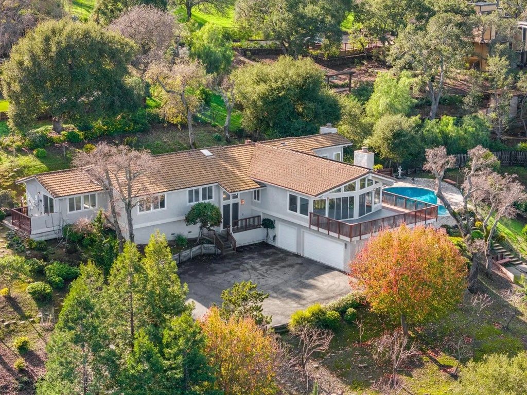 27769 Edgerton Road, Los Altos Hills