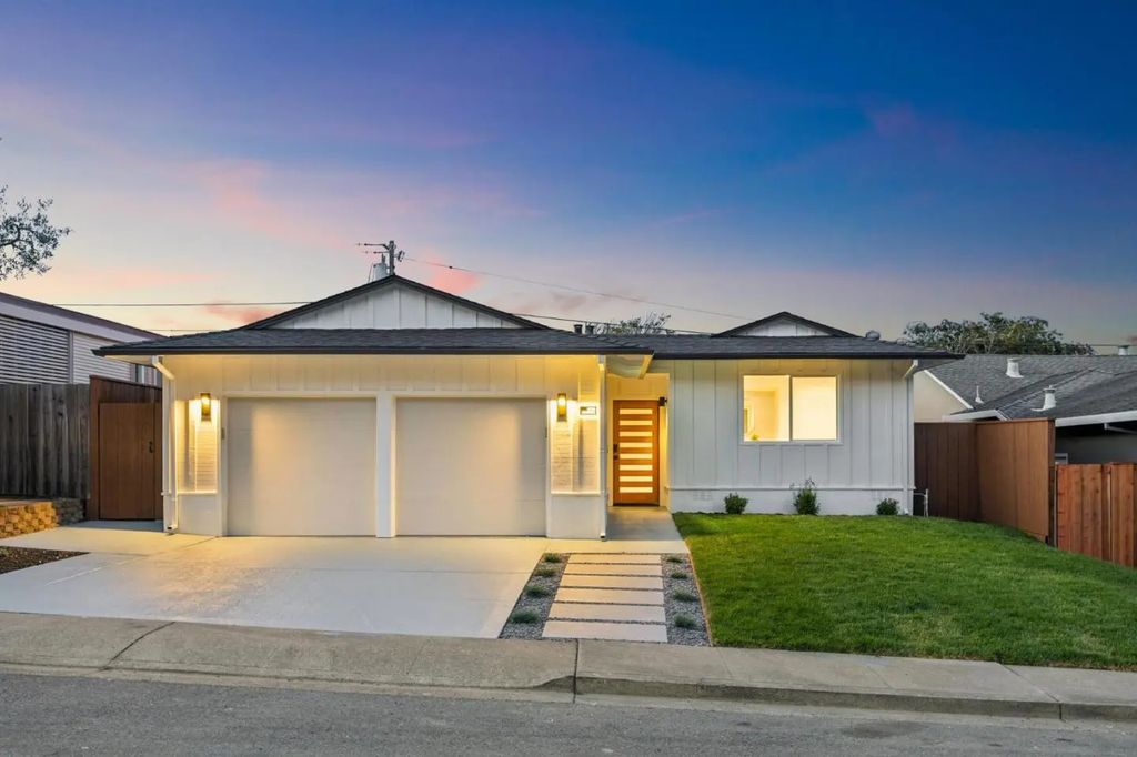 2700 Oakmont Drive, San Bruno