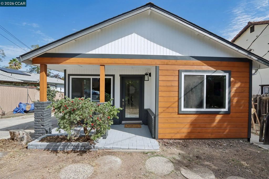 236 Center Ave, Pacheco