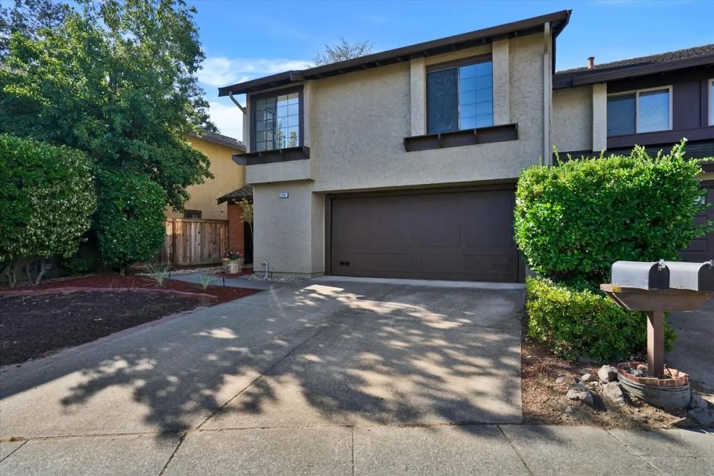 2334 Sweetwater Drive, Martinez