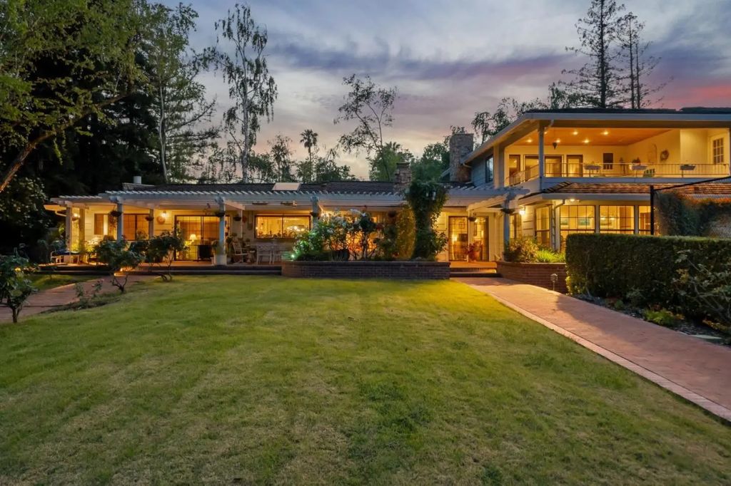 14750 Sobey Road, Saratoga