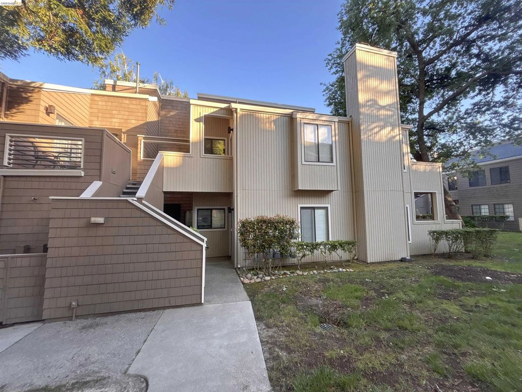 450 Pine Ridge Dr., San Ramon