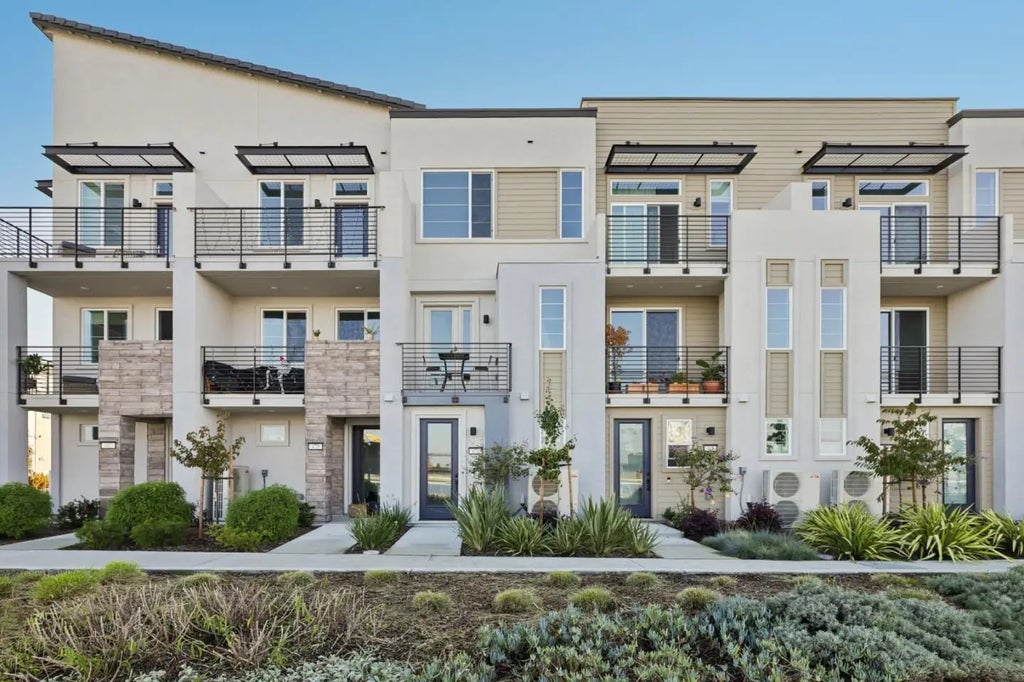 473 Sentinel Drive, Alameda