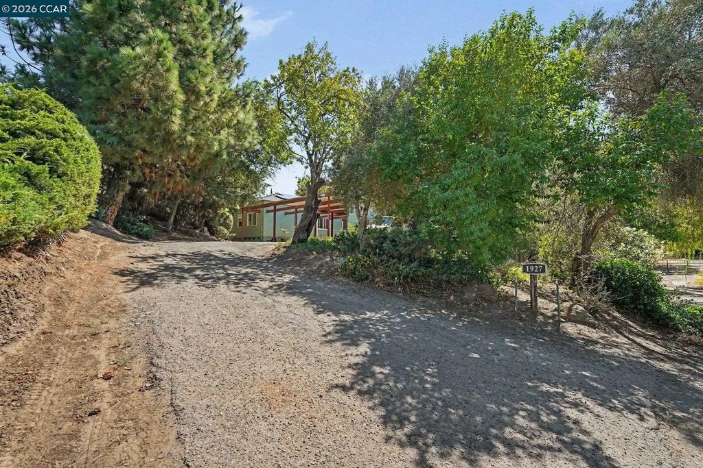1927 Terrace Dr, Antioch